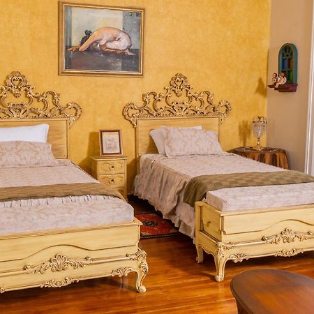Casa Colonial Quito Hotel Bagian luar foto