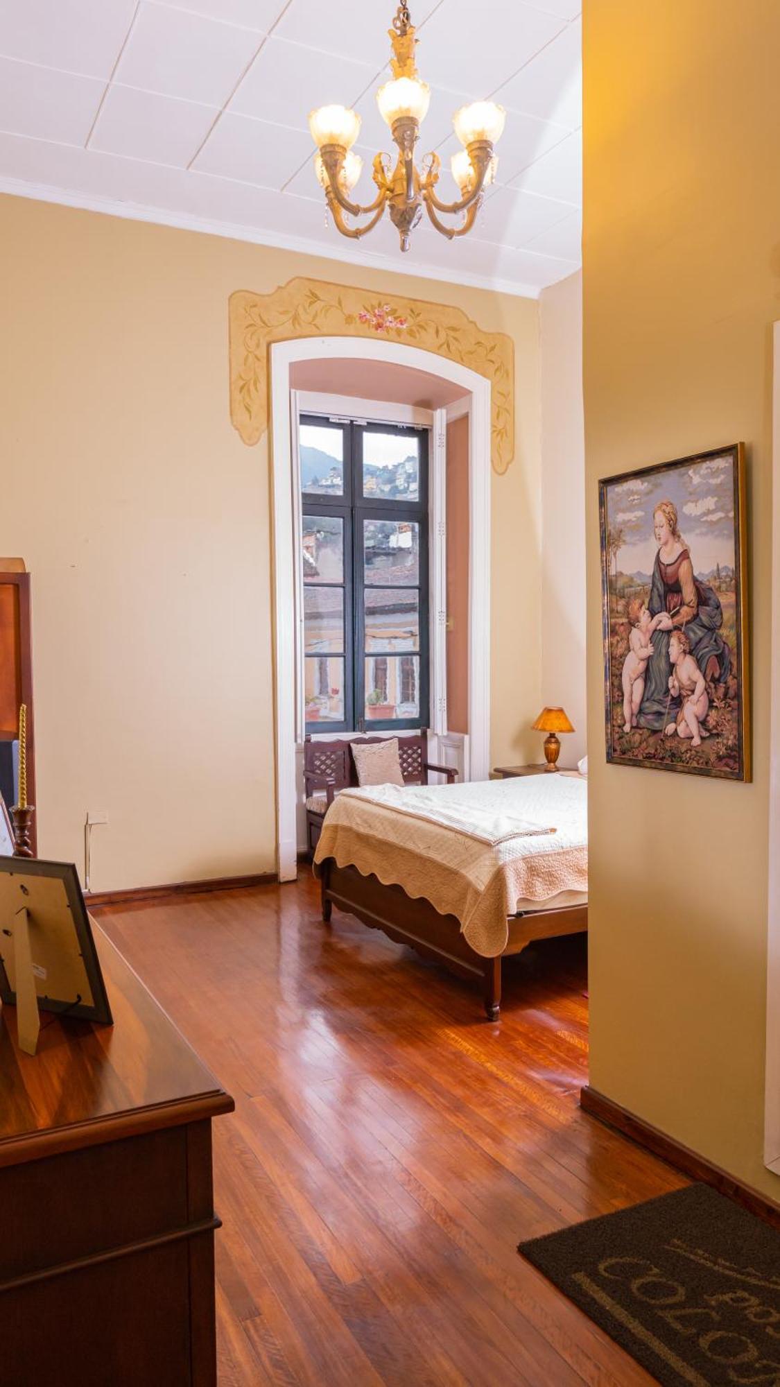 Casa Colonial Quito Hotel Bagian luar foto