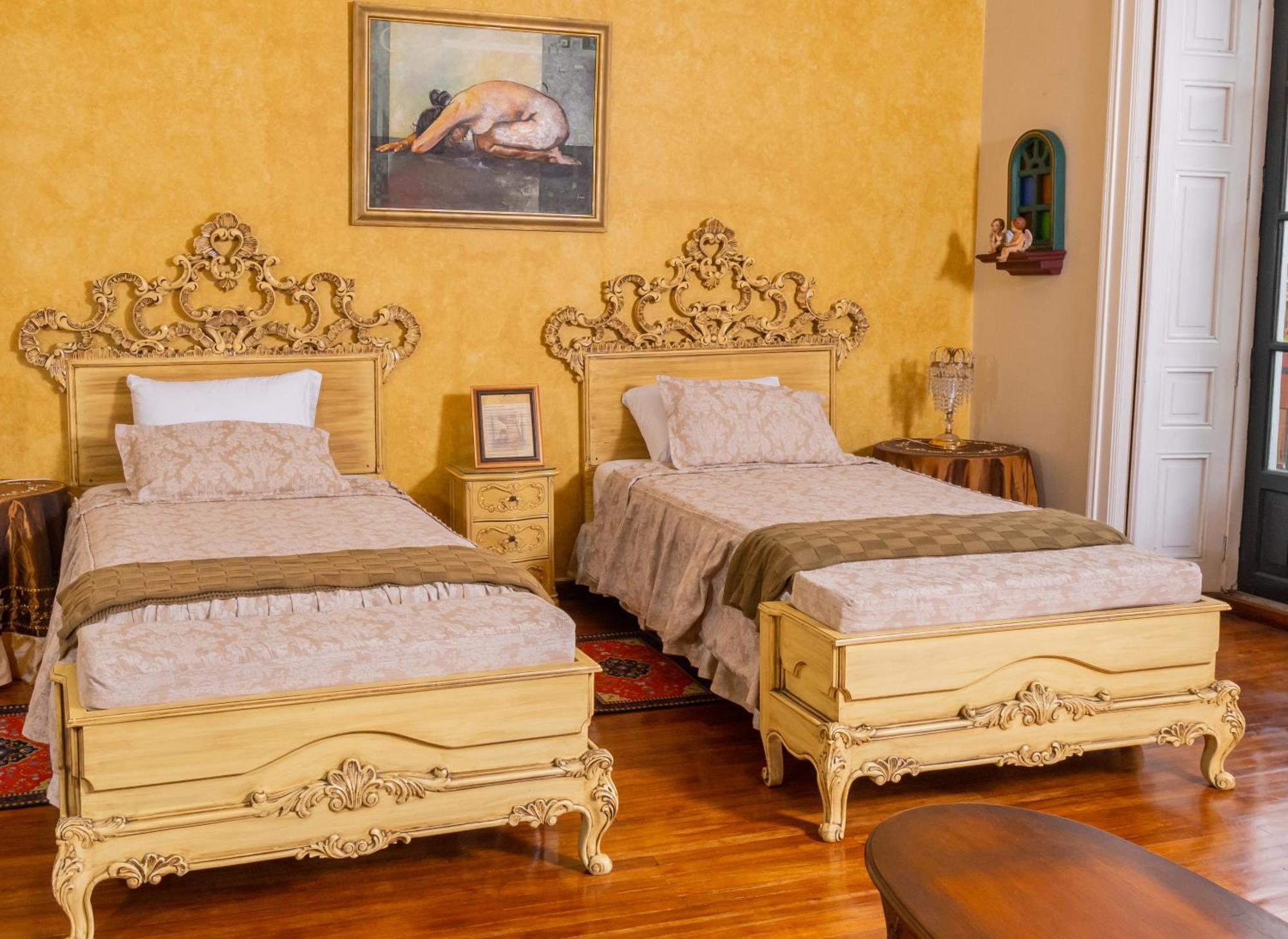 Casa Colonial Quito Hotel Bagian luar foto
